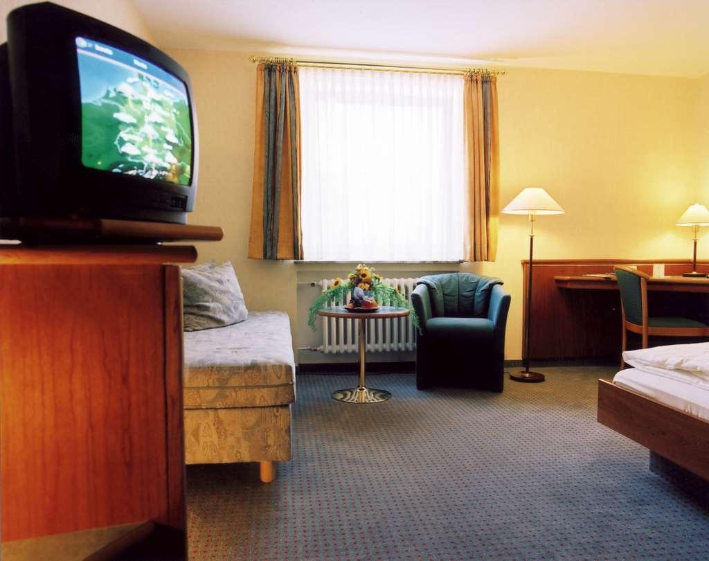 Hotel Wartburg Stuttgart Room photo