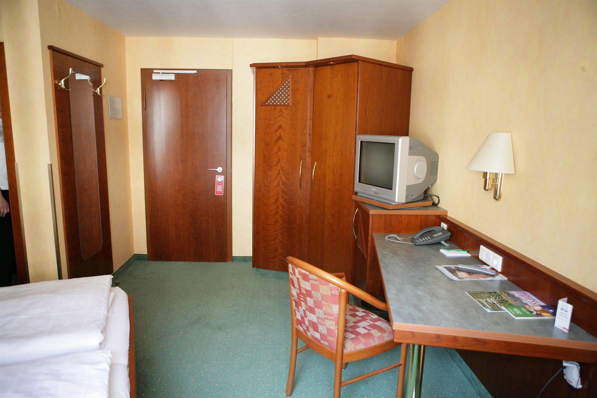 Hotel Wartburg Stuttgart Exterior photo
